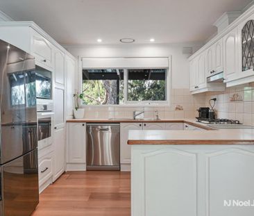 10 Thornton Court, MOOROOLBARK - Photo 1