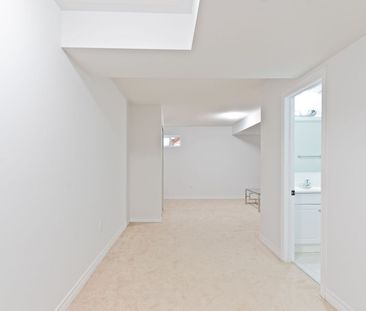 For Lease - 107 Frenchpark Circle, Brampton, Ontario - Photo 5