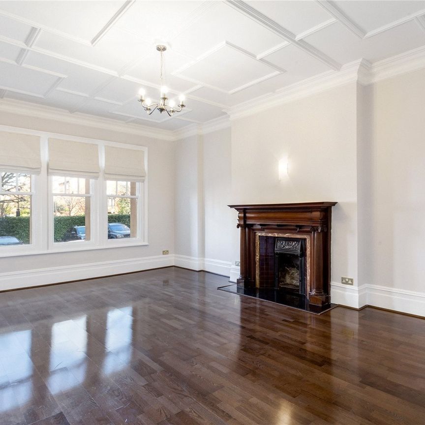 Oakwood Court, London, W14 ground floor flat to rent - Photo 1