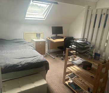 Room in a Shared House, Robinson Road, S2 - Photo 3