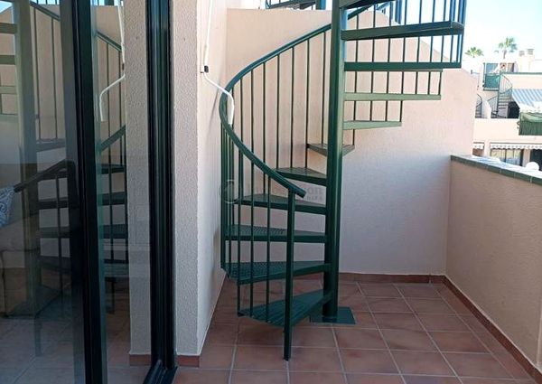 Se alquila en Costa del Silencio apartamento de 1 dormitorio