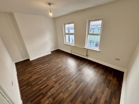 Park Road, Dudley, Netherton - Photo 4