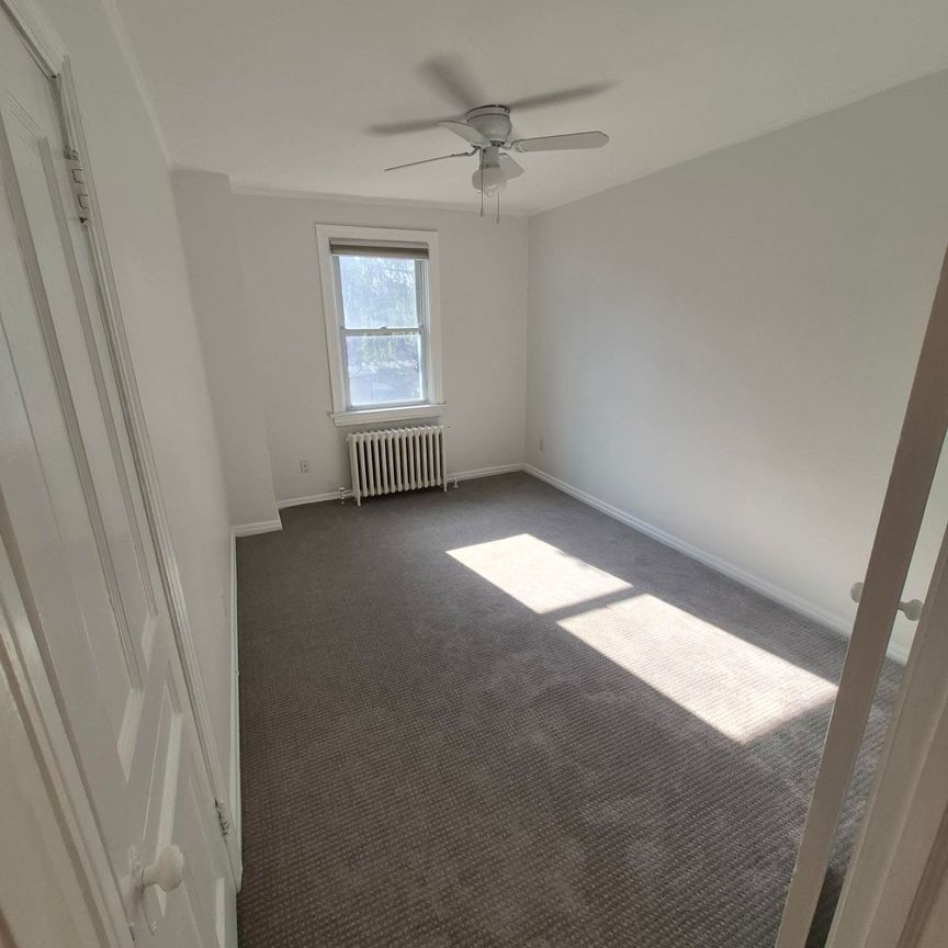 For Lease - 344 Roselawn Avenue Unit# Apt 2, Toronto, Ontario - Photo 1