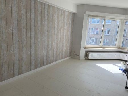 Appartement te huur - Foto 2