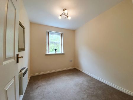 Stonemere Drive, Radcliffe - Photo 3