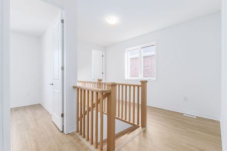 For Lease - 1735 Mineral Springs Way, Pickering, Ontario - Photo 3