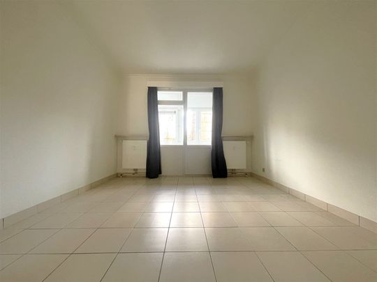 Gezellig appartement met garage en kelderberging - Photo 1