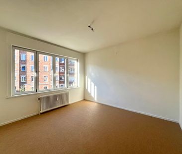 1050, Ixelles - Photo 3