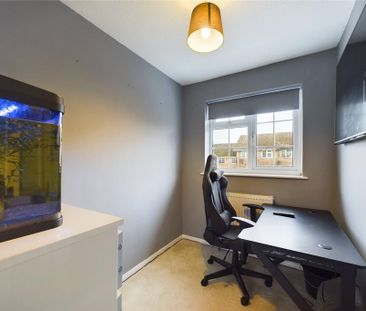 3 bedroom terraced house to rent - Photo 3