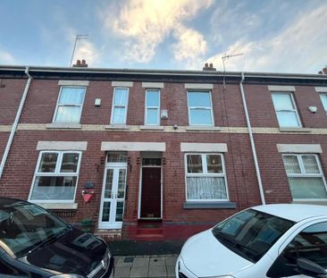 3 bedroom terraced house to rent - Photo 6