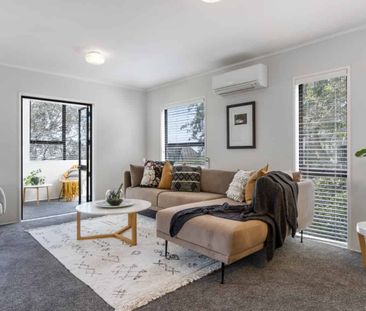 6/60 Birkdale Road, Birkdale – Bright 3-Bedroom Home in an Establis... - Photo 4