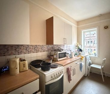 Room in a Shared House, Clarendon Park Road, LE2 - Photo 5