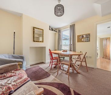 5 bedroom semi-detached house to rent - Photo 1