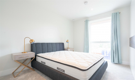 Flat , Hopgood Tower, Pegler Square, London - Photo 5