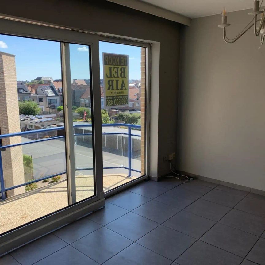 Ongemeubeld appartement met 1 slaapkamer, vlakbij strand - Photo 1