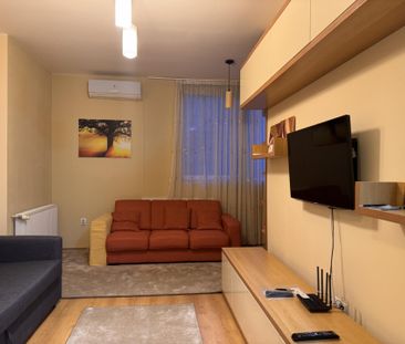Apartament cu 2 camere | Martir Paris Ianos | Parcare în curte - Fotografie 3