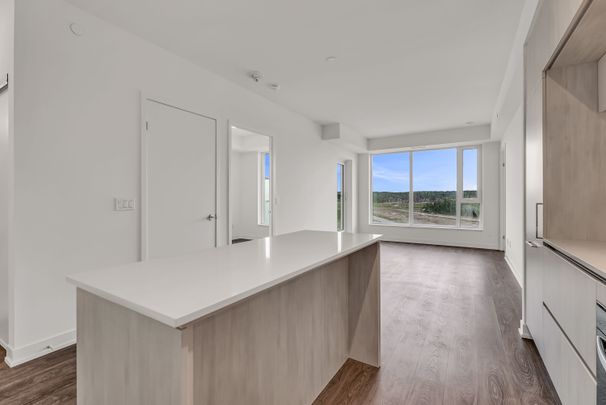 For Lease - 2 David Eyer Road Unit# 728, Richmond Hill, Ontario - Photo 1