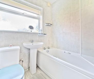 2 bedroom maisonette to rent - Photo 5