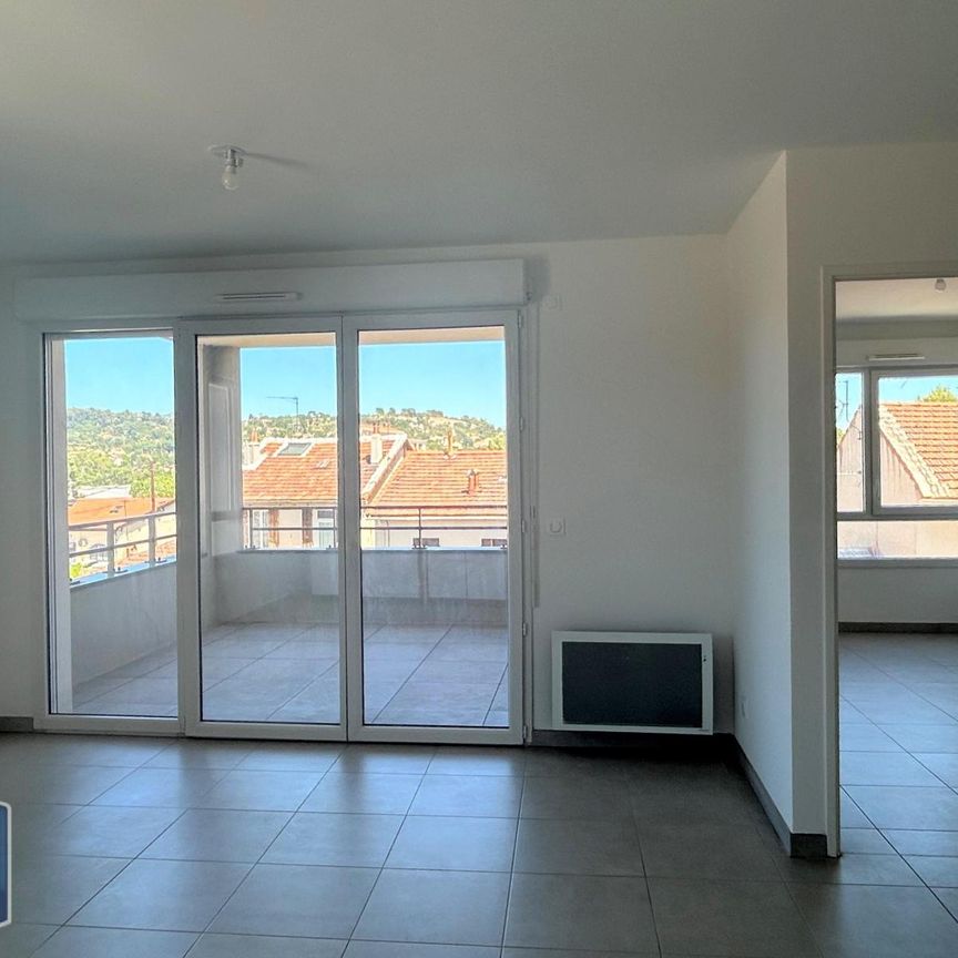 Location Appartement 3 pièces 59m² MARSEILLE 11ème - Photo 1