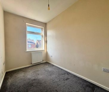 AlmaStreetWest, CHESTERFIELD - Photo 4