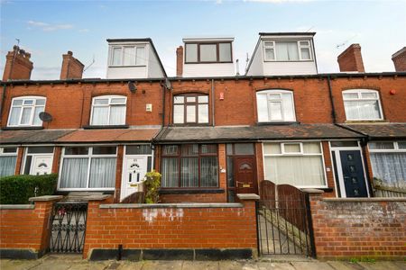 67, Cross Flatts Place, Leeds, West Yorkshire, LS11 7JN - Photo 3