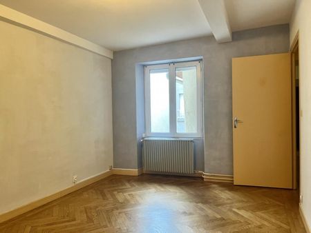 Appartement T5 à louer à Saint Symphorien de Lay - Photo 3