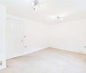 Sachfield Drive, Chafford Hundred, Essex, RM16 - Photo 3