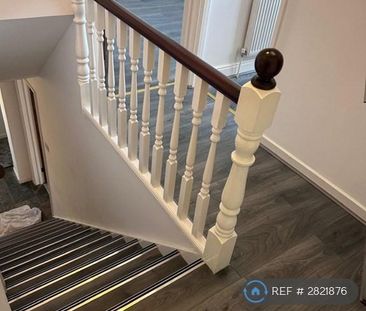 3 bedroom semi-detached house to rent - Photo 6