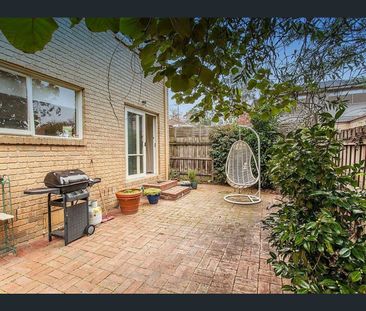 4/60-62 South Parade, Blackburn, Vic 3130 - Photo 2
