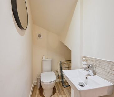 Ashton Close - Photo 6