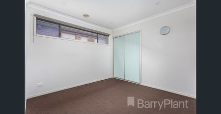 Stunning Family Home - Photo 4