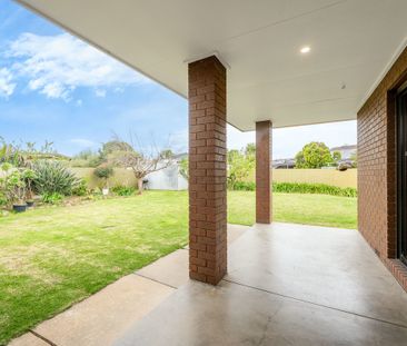 Charming Family Home in South Shepparton - Photo 6