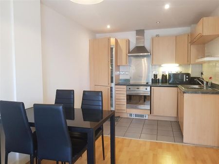 2 bedroom apartment to rent - Photo 3