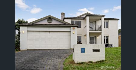 Spacious Living Freshly Painted Upstairs - Photo 4