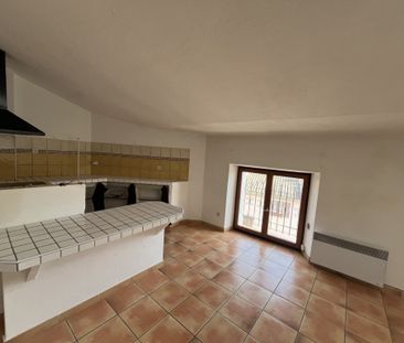 Location Appartement 2 pièces 40m² PUGET VILLE 83390 - Photo 1