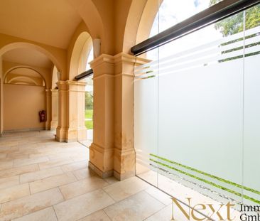 Charmante 2,5-Zimmer-Wohnung mit gemütlichem Eigengarten im Palais ... - Photo 2