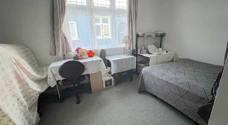 Close to Westfield mall & within good school zones - Photo 2