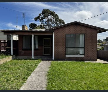 3 Bedroom Home - Photo 5