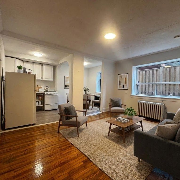 For Lease - 2449 Queen Street Unit# 3, Toronto, Ontario - Photo 1