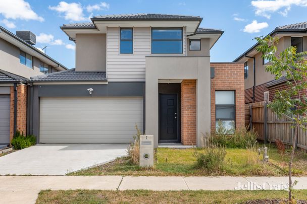 7 Cavender Street, Mernda - Photo 1