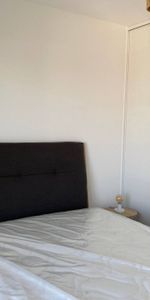 Location Appartement 2 pièces 40m² THONON LES BAINS 74200 - Photo 4