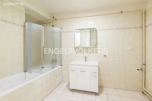 Pronájem bytu 3+kk 141 m² - Фото 1