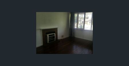 Coming Soon! Quiet Cul De Sac Residence! - Photo 2