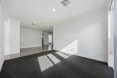 Brand New Large Family Home!! - Photo 2