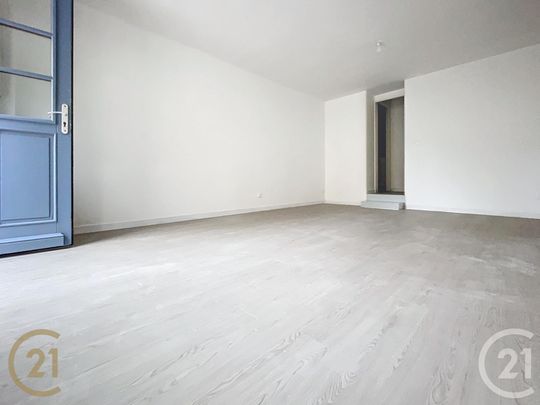 Location Maison 3 pièces 55m² BOLBEC 76210 - Photo 1