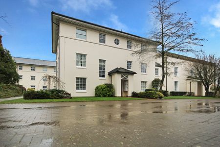 Gravel Hill Road, Yate, Bristol, Gloucestershire, BS37 7BW - Photo 2