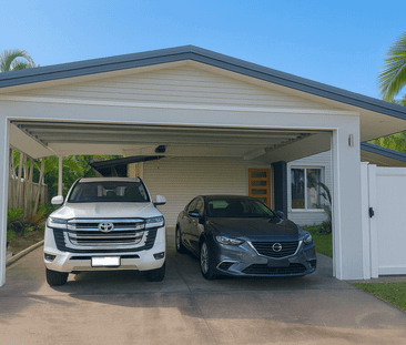 Modern Tropical Living in Whitfield / Edge Hill - Photo 5