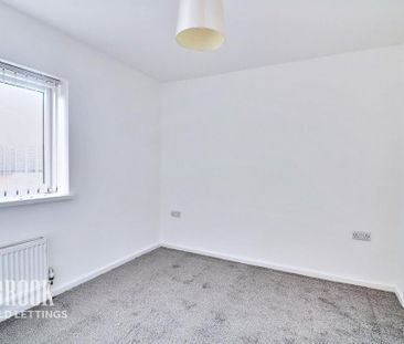 2 bedroom semi-detached house to rent - Photo 2