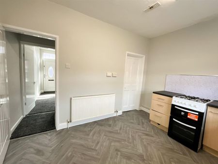 Park Terrace, Town Centre, DN1 - Photo 5