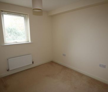 2 bedroom apartment to rent - Photo 6